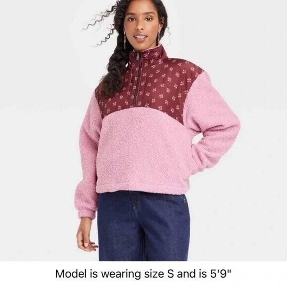 NWT, Size S, Women's Colorblock Quarter Zip Sherpa Sweatshirt -Universal Thread